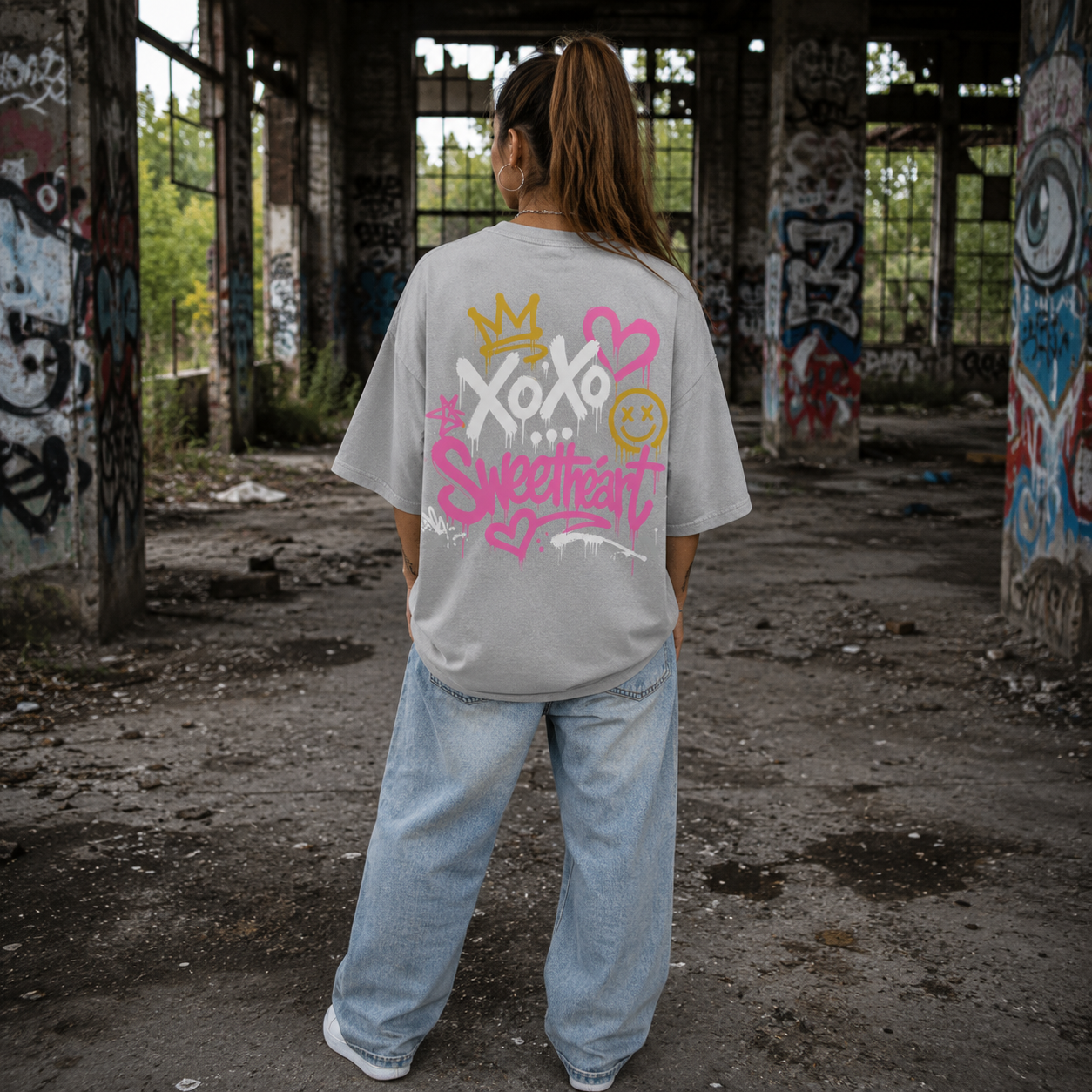 Unisex Premium Oversized Statement Shirt – „XOXO SWEETHEART“