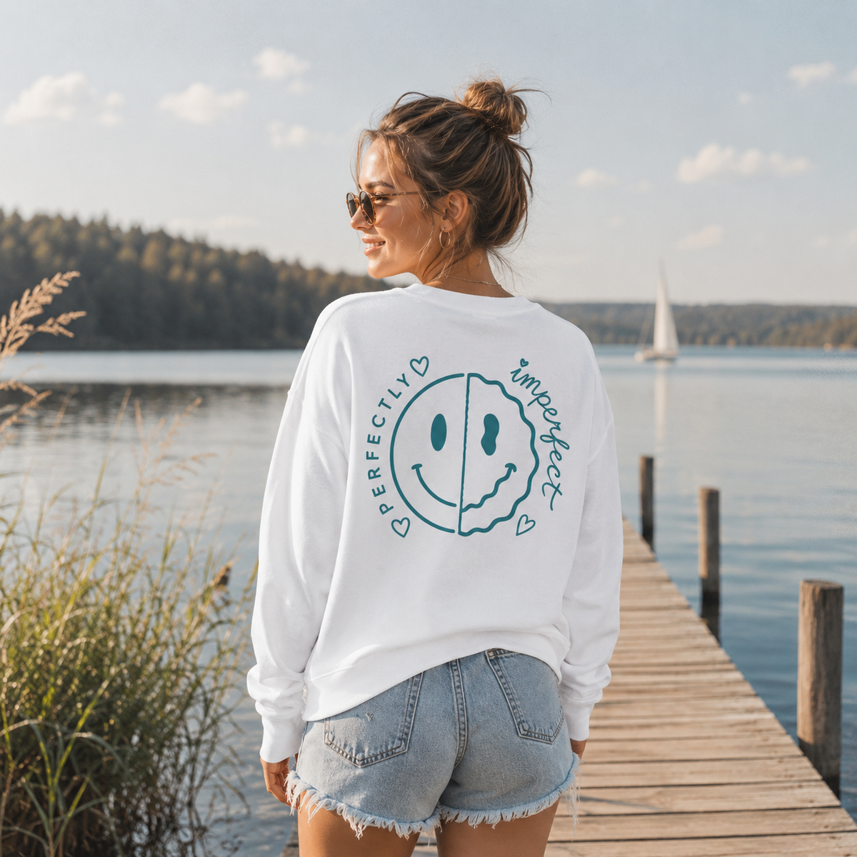 Unisex Classic Statement Sweatshirt – „PERFECTLY IMPERFECT“-Mint